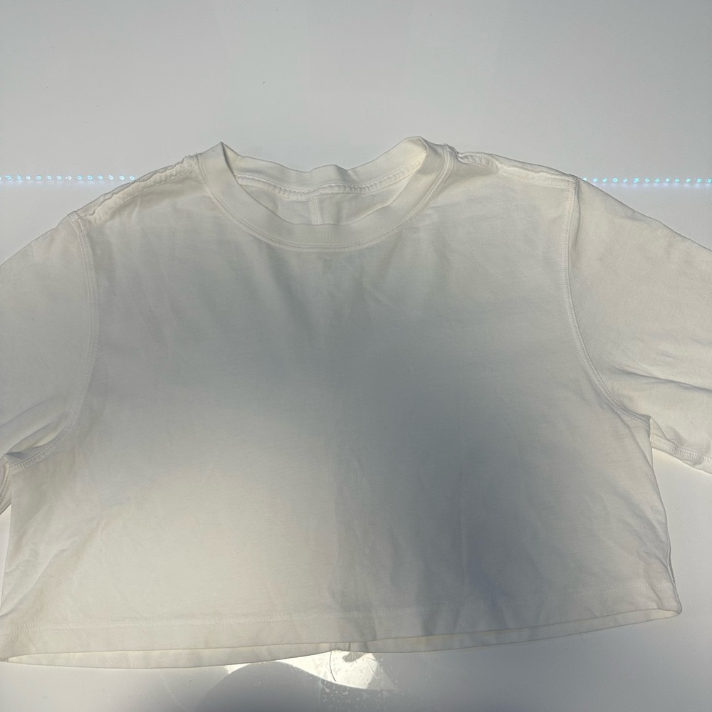 White Cropped Oversized Crop T-Shirt Lululemon Size S